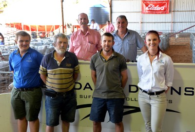Pictured after the Bundara Downs mated ewe sale are Stefan and Mark Grossman, Koonawarra stud, Angaston (4 White Suffolk & 8 Poll Dorset ewes), Tom Penna, Elders Stud Stock (16 White Suffolk ewes for Helen Morgan, Millswyn stud, Katandra, Vic, including the top priced lot), Damien Hawker, Omad stud, Vic (4 top ewe lambs to $1400), Bundara Downs senior co-principal Steve Funke, and Alexa Hearn, Auctions Plus, Sydney with 47 ewes being purchased via that network.